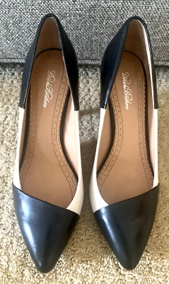 BROOKS BROTHERS Clásico Dos Tonos Negro Blanco Cuero Tacones Talla 6 Foto 1 de 4