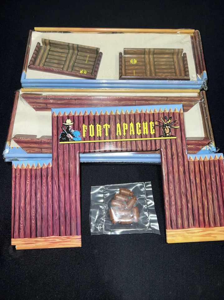 Litho de lata pintada Marx Fort Apache 7ª Cavalaria dos EUA - Imagem 1 de 4