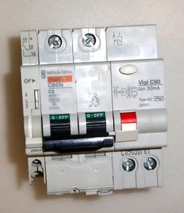 Merlin Gerin Multi9 C60N C Curve 3 Amp 400V AC with Vigi C60 RCD Pod + Auxiliary - Picture 1 of 9