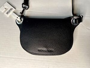 Michael Kors Pebbled Leather Oversized Fanny Pack / Belt Bag Black/Tan