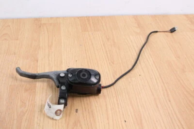 2009 POLARIS RMK 800 DRAGON cilindro mestre de freio - Imagem 1 de 4