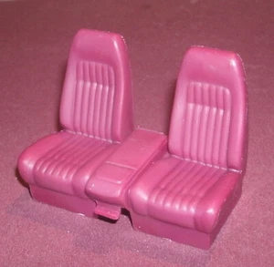1/24 Scale 1995 Chevy Suburban Front Seats & Center Console Brookfield C.G. Part - Picture 1 of 7