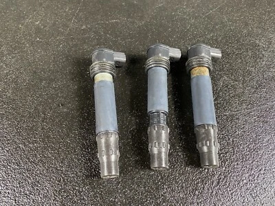 Tapones de bobina de encendido Triumph Daytona 675 2006-2012 T1291502 usados OEM Foto 1 de 4