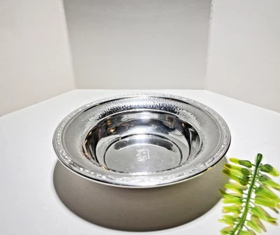 Wallace Cuenco Plata de Ley 6" Diámetro 90,5 Gr. Con mono PAT. S3633 Foto 1 de 4