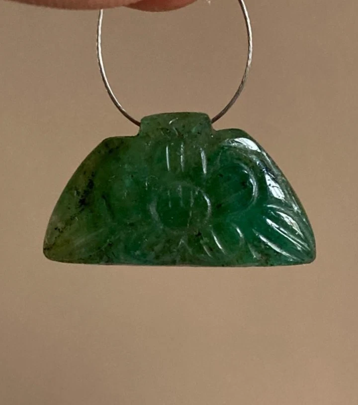 12 cts! Cuentas focales mogoles talladas en esmeralda natural de colección 21 x 12,5 mm Foto 1 de 4