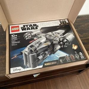 LEGO Star Wars: The Razor Crest ◆ 75292 ◆ New/Sealed ◆ Retired ◆ FREE SHIPPING - Picture 1 of 1