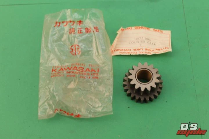 Nuevo de Lote Antiguo Kawasaki Transmisión Contra Engranaje 1974 G4TR G4TRD 13177-005 Foto 1 de 4