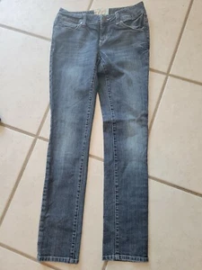 AMERICAN RAG Women's DENIM SKINNY JEANS STRAIGHT LEG SIZE 5R $12.99 gold logo - Picture 1 of 4