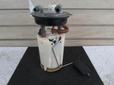 03 04 Chevrolet SSR Trailblazer Envoy - Fuel Pump Assembly - P/N 15050444 Foto 1 de 4
