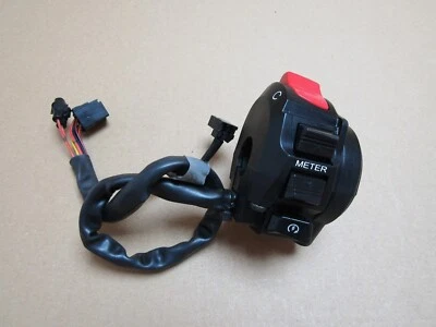 Suzuki GSX-R750 L7 2017 right switchgear (9174) - Imagem 1 de 4