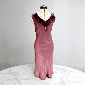 1990er Pflaume Lila 100 % Seide Laura Ashley Midi Schrägschnitt Rüschen Kleid Gr 12 - Bild 1 von 10