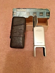 Minox Flash Attachment Model B w/ 18 Flashbulbs, Leather Case & Original Box - Bild 1 von 3