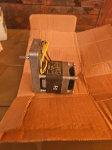 Dayton 2Z829 AC Gearmotor 115V 63 RPM Output New - Picture 1 of 4