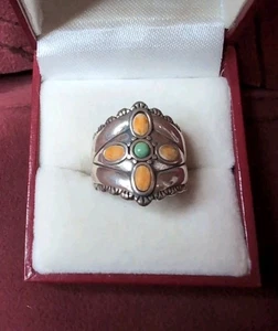 Beautiful Vintage Spiny Oster & Jade Sterling Silver 925 WJ Ring Size 6 - Picture 1 of 9