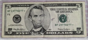 1999 $5 Dollar Star, year note SN BF19778277* - Picture 1 of 2