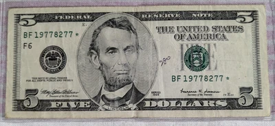1999 $5 Dollar Star, year note SN BF19778277* - Image 1 of 2