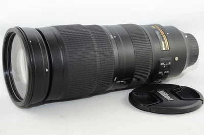 Used Nikon 200-500mm f/5.6 E AF-S NIKKOR ED VR Lens Telezoom Telephoto objectif - Image 1 of 4