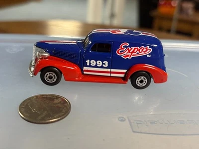 Chevy Delivery Sedán Matchbox 1939 - Montreal Expos Foto 1 de 4