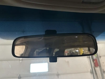 Espejo retrovisor interior delantero central usado se adapta a: Honda Odyssey 2005 sin automático Foto 1 de 4
