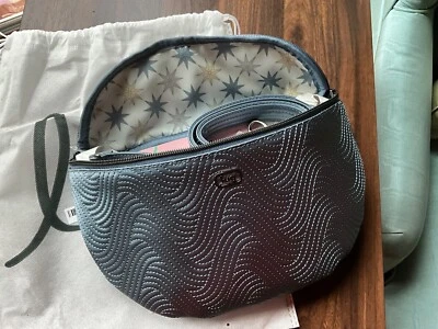 BOLSO BANDOLERA LUG 2025 SPRING BOX EDICIÓN LIMITADA ARTÍCULO TUMBLE SL BLUEMOON Foto 1 de 2