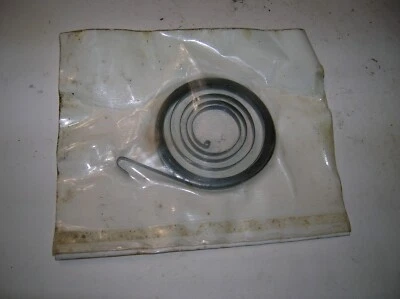 Motosierra Homelite EZ Retroil Starter Spring 69217 Super EZ OEM Foto 1 de 4