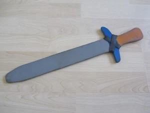 *240* KINDER RITTER HOLZSCHWERT SPIELZEUGSCHWERT SILBER BLAU BRAUN 47 x 13 CM - Bild 1 von 2