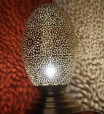 Lámpara de mesa marroquí luz de noche hecha a mano decoración de latón iluminación pantalla Foto 1 de 4