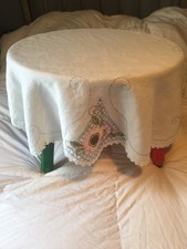 New listing
Vintage Linen 42” Scalloped Round Tablecloth Floral Hand Embroidery & Crochet
