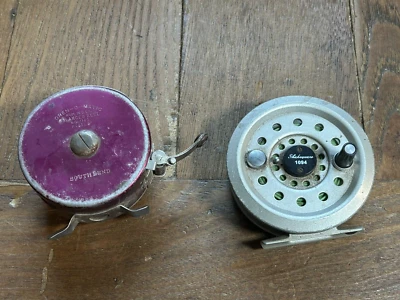 2 fishing reels Shakespeare 1094 Oren-O-Matic 1140 Southbend for parts or repair - Image 1 of 4