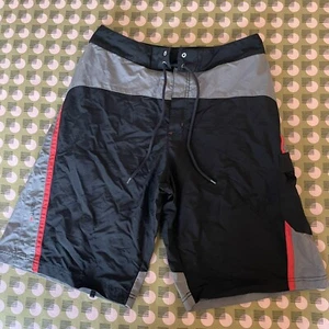 Musto Shorts Evolution Cargo Black Grey Red  Cargo 30w VGC Sailing - Picture 1 of 9