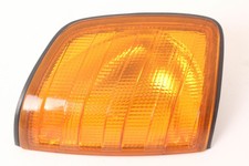 Hella Blinker Mercedes Benz 190, W201 Oldtimer P25-1 21W Automobil KFZ alt Hella Blinker Mercedes Benz 190, W201 Oldtimer P25-1 21W Automobil KFZ alt