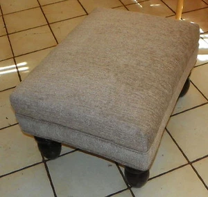 Pine Footstool / Stool / Ottoman (FS-21) - Picture 1 of 3