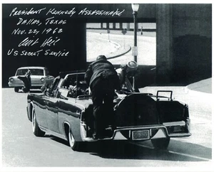 Authentisches signiertes Clint Hill Foto (kein Nachdruck!) Kennedy Attentat - Bild 1 von 2