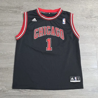 Camiseta Chicago Bulls Adidas Derrick Rose basquete NBA preta juvenil grande 14-16 - Imagem 1 de 4