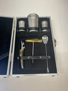 Vintage tragbarer Reise Schnaps Hartschalenkoffer gebraucht - Bild 1 von 14