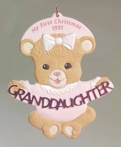1991 Hallmark Christmas Ornaments Granddaughter's 1st Christmas - Boxed 917416 - Picture 1 of 1