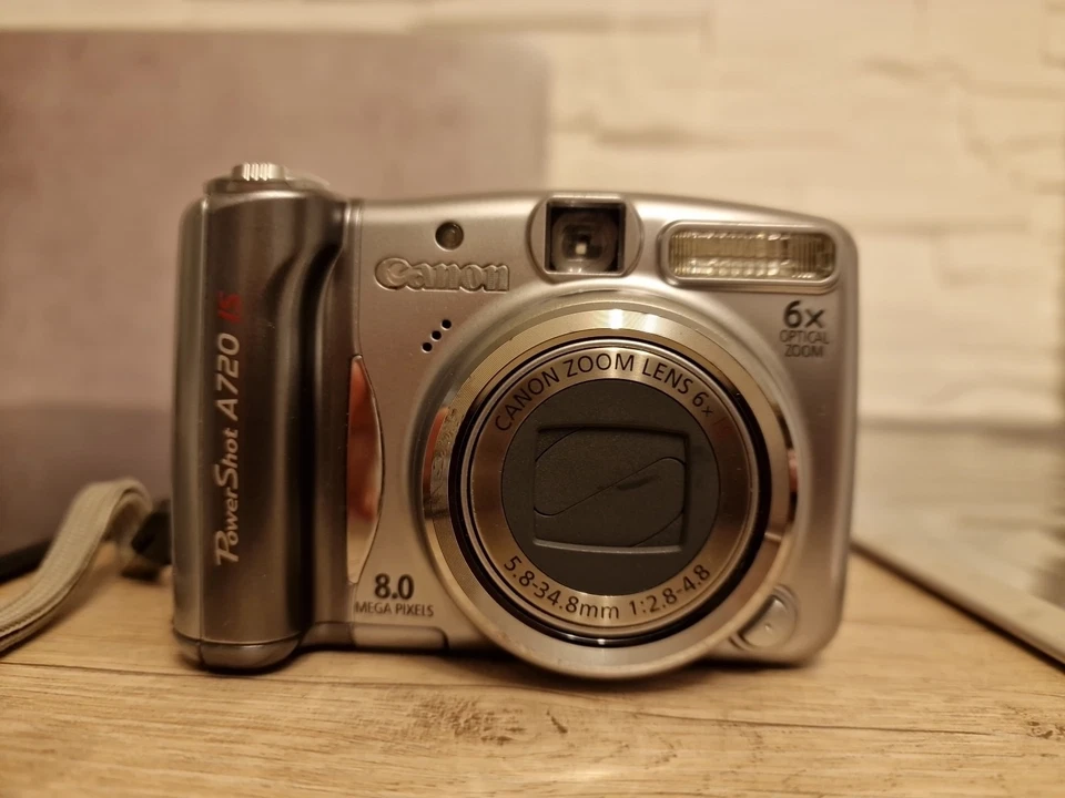 fotocamera digitale canon powershot a720 - Immagine 1 di 4