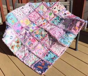 RAG QUILT I SPY throw quilt Girls 33” X 36” handmade in USA  #115g - Picture 1 of 6