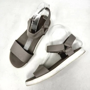 VINCE Gray Leather Flat Sandals Size 8 - Picture 1 of 10