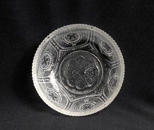 Heisey Medaillon an Kette Windel Perlen geprägt klar Pressglas Beere Schale USA - Bild 1 von 5