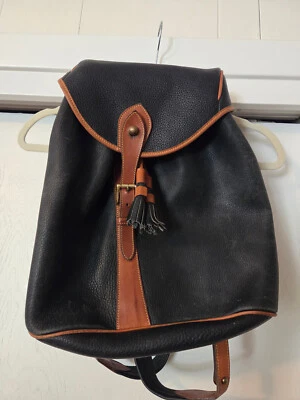 Mochila de cuero Dooney & Bourke vintage para todo clima negra tostada sin llavero grande Foto 1 de 4