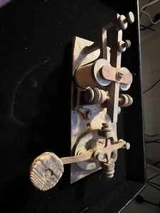 Antique Telegraph Key, Morse Code, Metal on Wooden Base - Zdjęcie 1 z 5