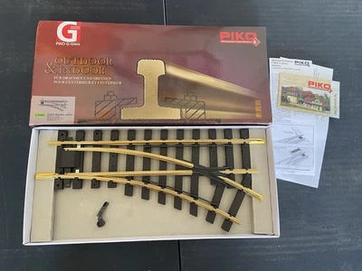 PIKO 35221 R1 MANUAL SWITCH RIGHT 30° TRACK (G-SCALE) - Image 1 of 4
