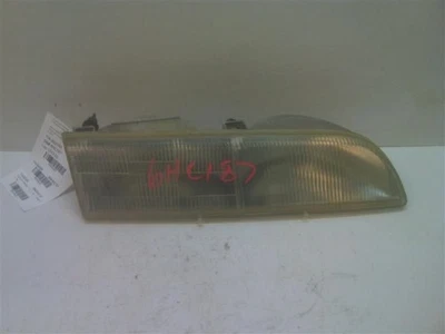 Faro derecho pasajero compatible con 92-97 Crown Victoria 193202 Foto 1 de 4