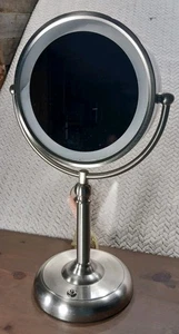 Model T00004 8" Round LED Lighted Magnification Mirror Double Sided 15X... - Picture 1 of 13