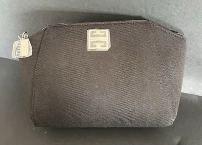 Nuevo Estuche de Viaje Givenchy Perfumes Icónico Negro Bolsa Tela Cosméticos Foto 1 de 4