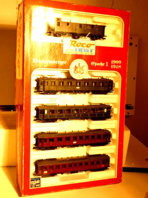 Set Schnellzugwagen, Wüttemberger Epoche 1 (1914-1918), H0, Gleichst. - Bild 1 von 4