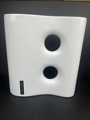 Jarrón Blanco Escultural Abstracto Moderno Colección Torre y Tajo Doble Agujero Foto 1 de 4