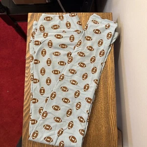 Lularoe OS Leggings Fútbol Estampado Negro Marrón Súper Suave Talla Única - Imagen 1 de 3