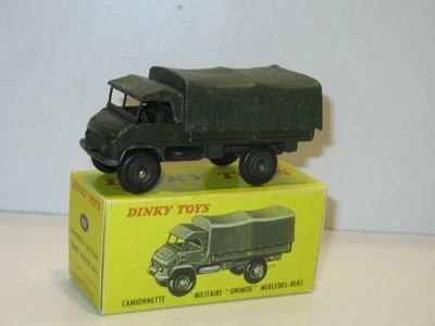 DINKY TOYS, Camion Versione 2 Gravitato MERCEDES - UNIMOG 821, Militare W - Immagine 1 di 4